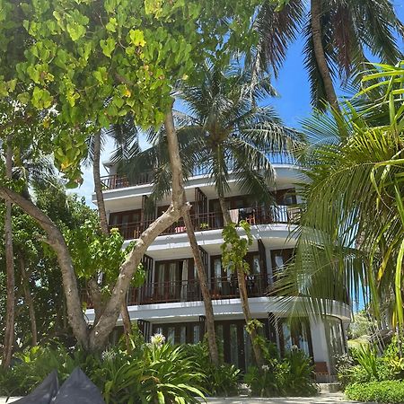 Thundi Sea View Hotell Fulidu Exteriör bild
