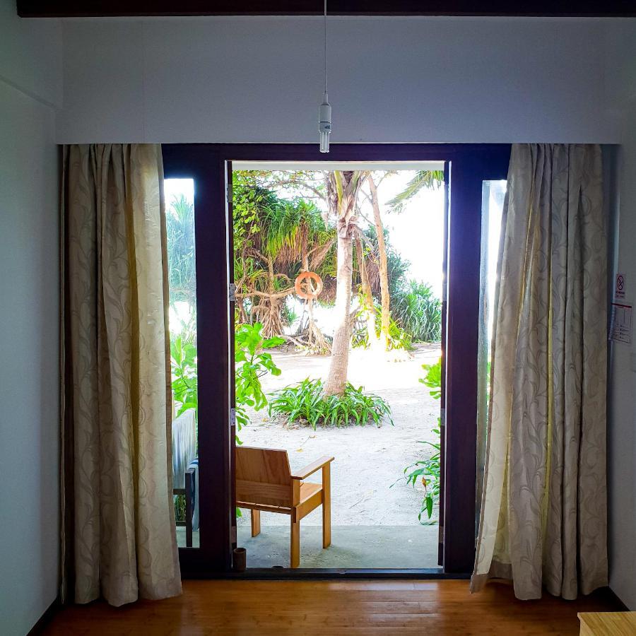 Thundi Sea View Hotell Fulidu Exteriör bild